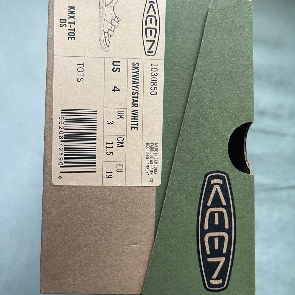 Keen Kids Light Gray Velcro Sneakers - Picture 4 of 4